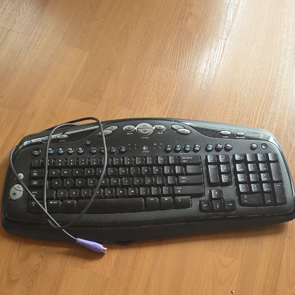 Logitech Black Wired Multimedia Keyboard